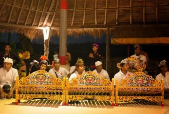 Bali Night Rafting Joged